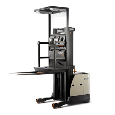 Crown 4-Wheel Straddle - Order Picker - Man Up Order Picker