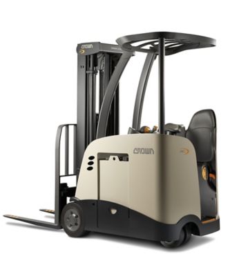 RC 5700 — 3-Wheel Stand-Up Counterbalance Forklift